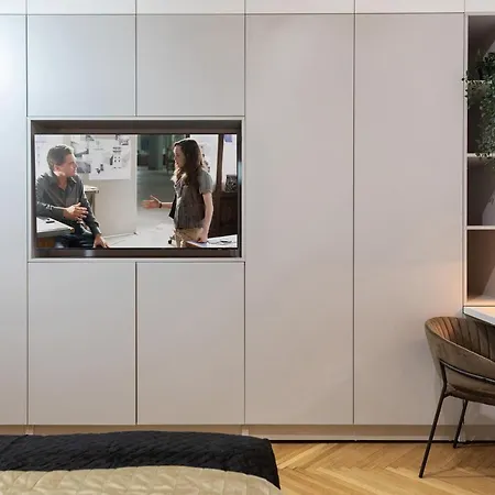 Qult - Maze * Bucarest