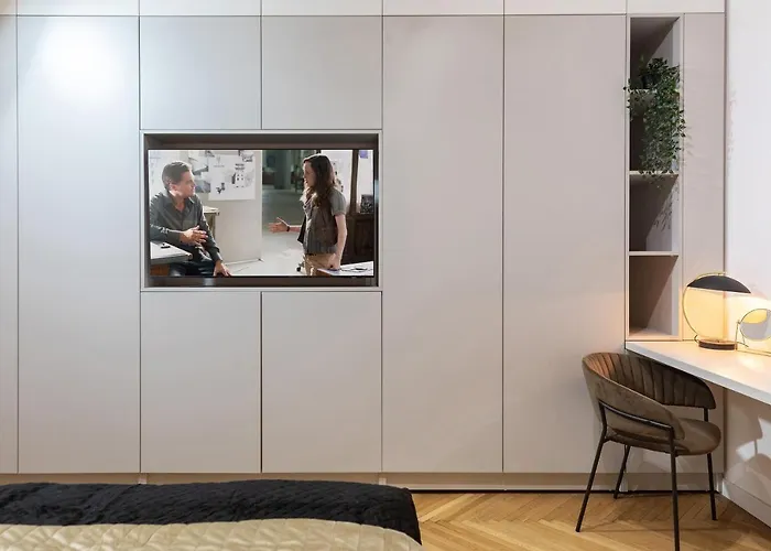 Qult - Maze * Bukurešť