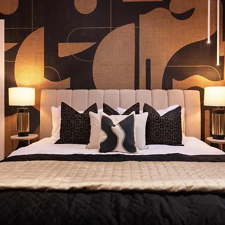 Qult - Maze Apartament